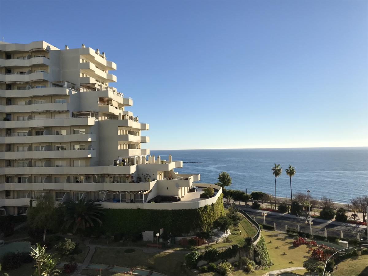 Estudios Y Apartamentos Benal Beach Бенальмадена Экстерьер фото