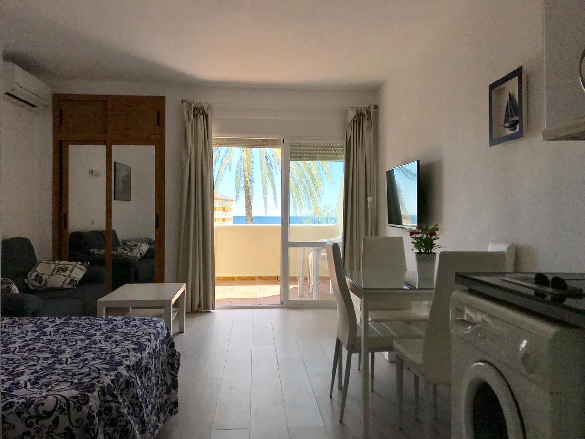Estudios Y Apartamentos Benal Beach Бенальмадена Экстерьер фото